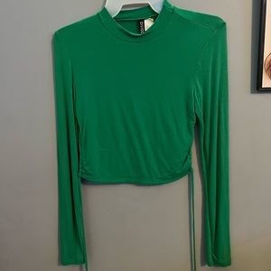 Green Long sleeve Open Back